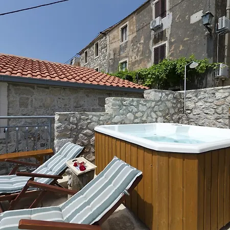 House Jasna