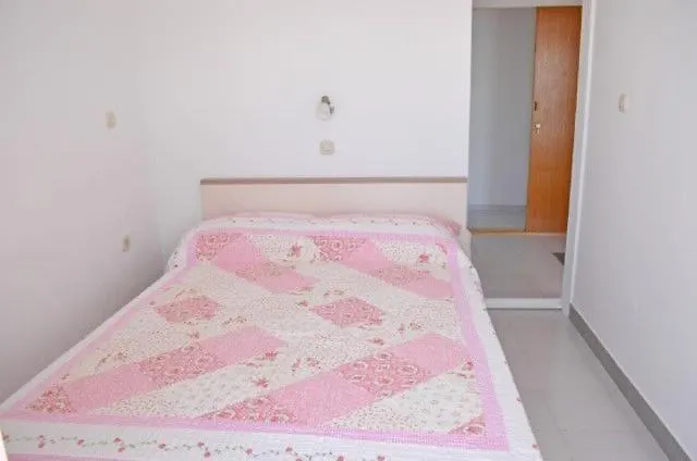 House Jasna * Igrane