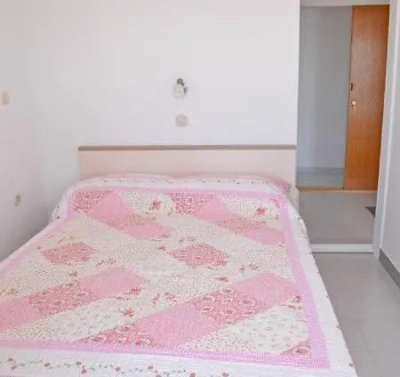 House Jasna * Igrane